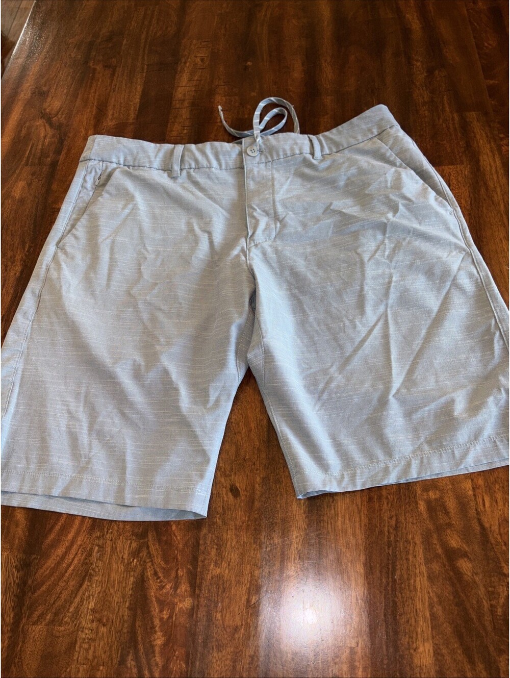 Hang Ten mens shorts 38 Muted Seafoam Green w/zipper and Pockets